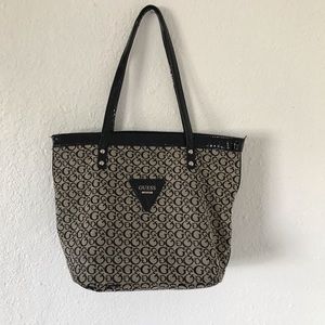 GUESS TOTE BAG ✨